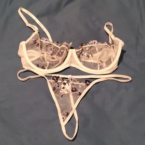 Bra and panty set